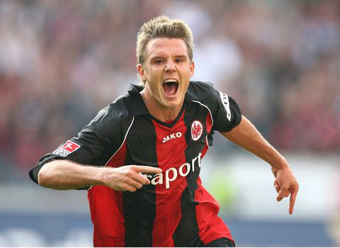 他们需要保 他们需要保